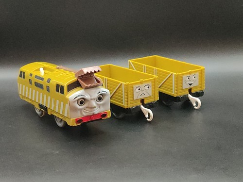Tomy trackmaster diesel - tomy,