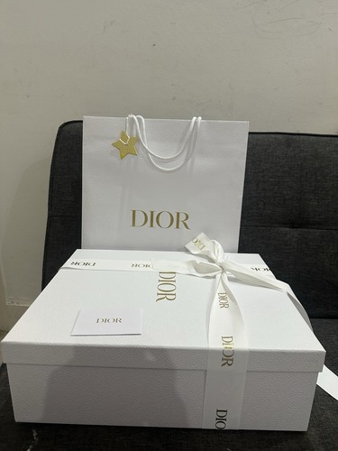 Authentic dior gift - authentic,