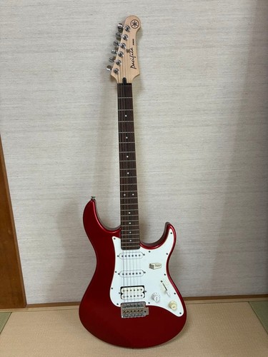 Yamaha pacifica pac112j - yamaha,