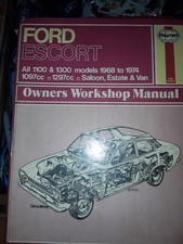 Ford Escort all 1100 & 1300 models 1968 to 1974 Haynes car workshop manual Book