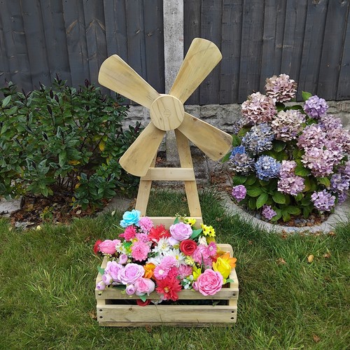 Lovely wooden windmill flower - wooden,
