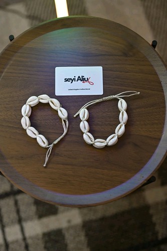 Premium double cowry wristband - premium,