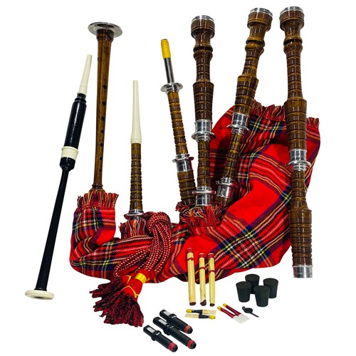 Scottish highland bagpipes - highland,