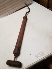 Vintage Hand Held Oil Pump (V)