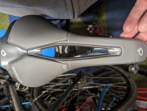 Prologo bike saddle scratch - prologo,