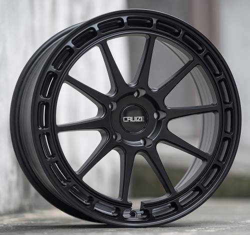 Black cyclone alloy wheels - 18",