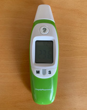 Lloyds Pharmacy Digital Ear Thermometer