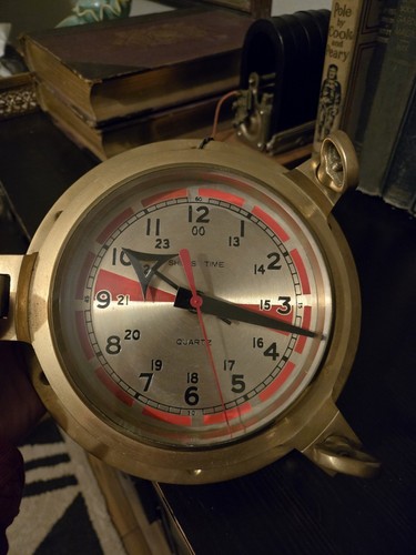 Chelsea radio room clock ww2 - chelsea,