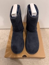 Women’s Classic Short Uggs
