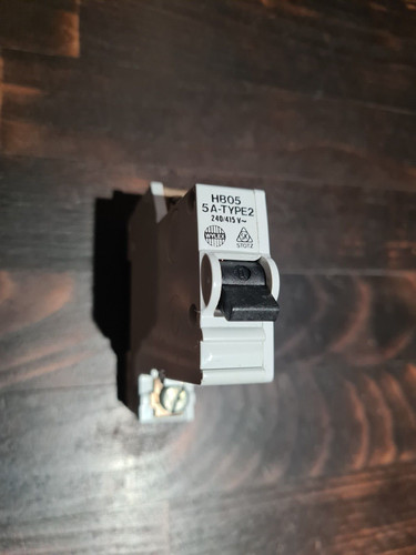 Wylex hb05 type mcb circuit - type,