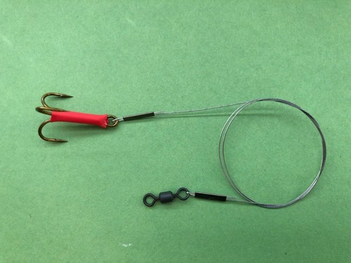 Pike traces single treble - 5,