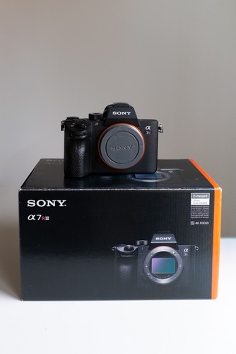 Sony alpha a7r iii a7r3 - sony,