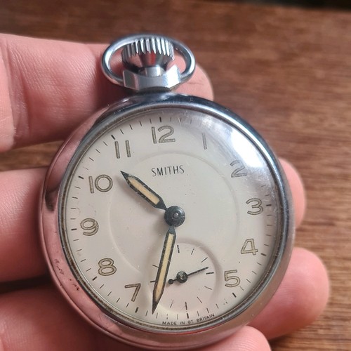 Vintage metal gents smiths - vintage,