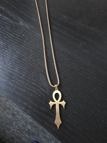 Yellow gold coloured ankh - gold,