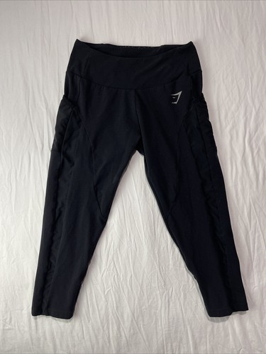 Gymshark black pull vented - pull-on,