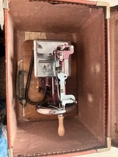 Vintage 1940s Essex sewing