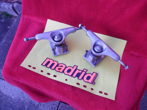 Skateboard trucks urban beach - urban,
