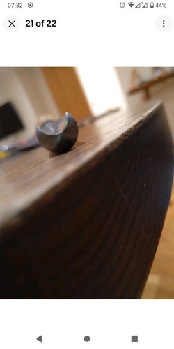 Perform woodturning gouge