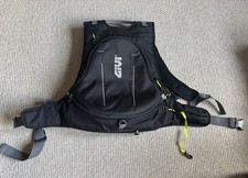 Expandable Backpack Helmet Holder Easy Bag GIVI EA104B Black