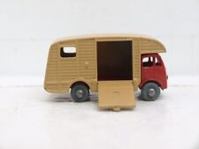 Matchbox 1-75 Mb 35A Marshall Horse Box.