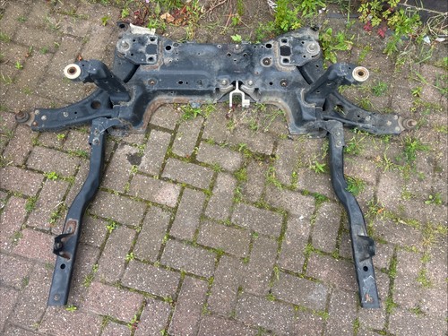 Ford focus 2018 subframe - ford,