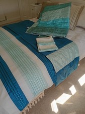 Double Bed set 4 pcs pillow