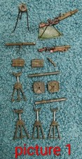 Model soldier accessories /
