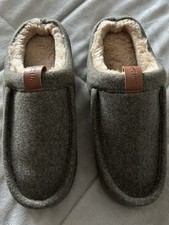 Muk Luks Unisex Slippers UK