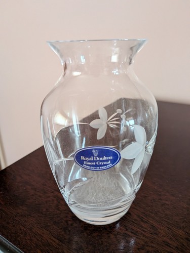 Royal doulton small crystal - royal,