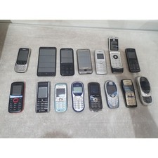 Job Lot of 15 Various Brands Cell Phones & Smartphones Multicolour - For Parts