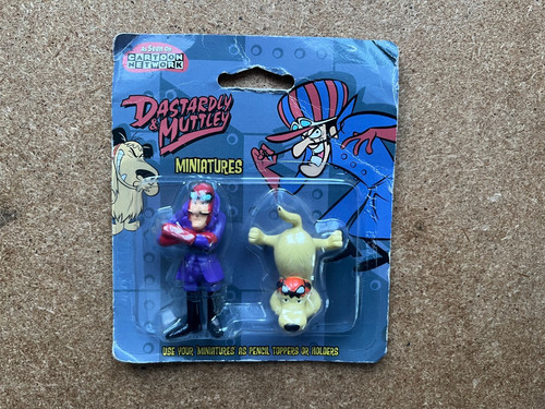 Dastardly muttley miniatures - muttley,