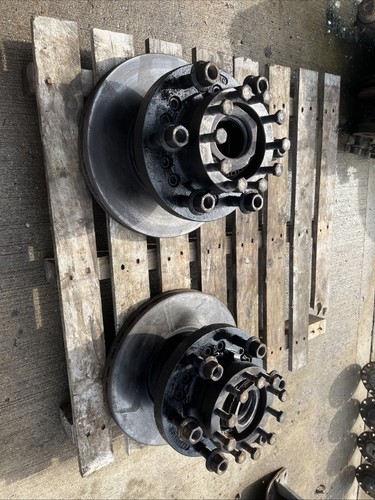 Daf rear hubs - 45,