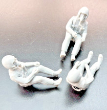 3 x Seated FDM printed  1/32