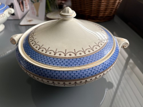 Rare vintage empire - vintage,, lidded
