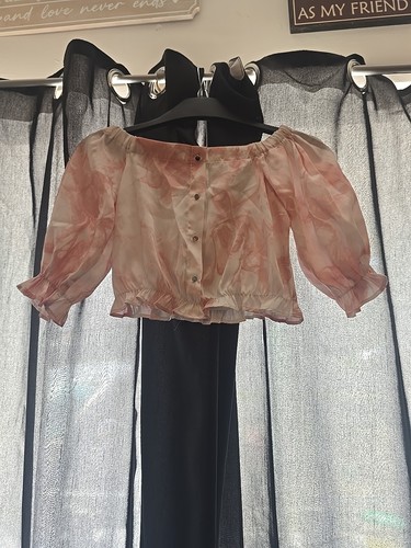 Girls crop top - 9/10,