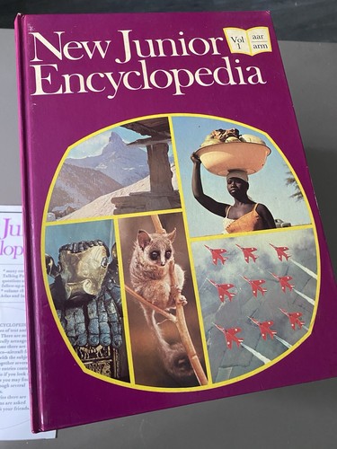 Encyclopaedia new junior - new, 1973