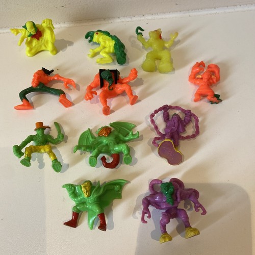 Monster pocket series 4 - in, my