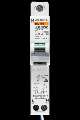 Merlin gerin amp curve c - merlin,