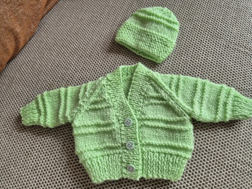 New baby neutral - unisex, hand