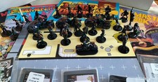 Judge Dredd RPG Bundle Rule Books plus figures - Games Workshop / Warlord Games