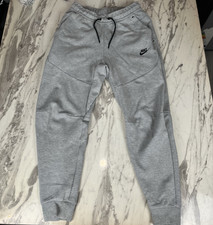 Mens Nike Tech Fleece Old