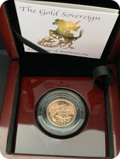 2005 Half Gold Sovereign in a
