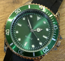 .Divers style homage quartz