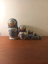 VINTAGE RUSSIAN DOLL X5 , HAND