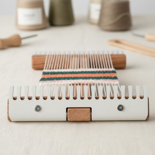 Adjustable tapestry loom - adjustable,