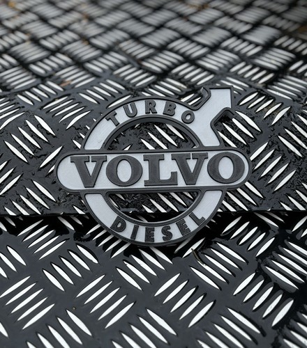 Volvo truck logo badge - volvo, fh