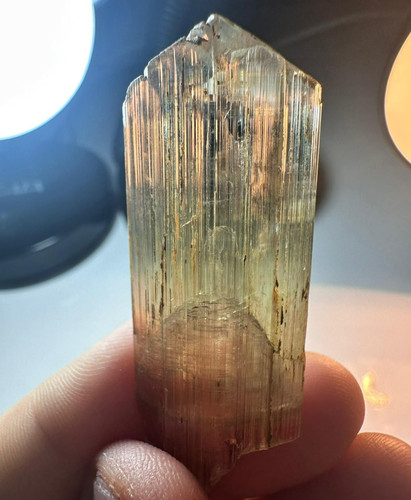 Color change diaspore crystal - color,