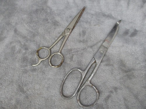 Hair scissor with finger rest - scissor,