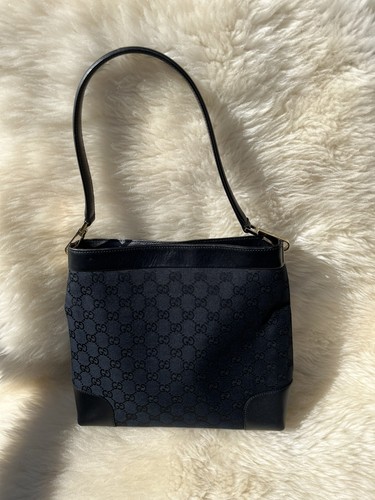 Authentic gucci one canvas - authentic,