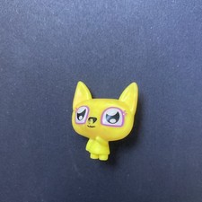MOSHI MONSTER Series 1 Ultra Rare ☆ Marble Yellow Lady Meowford ☆ Superseed